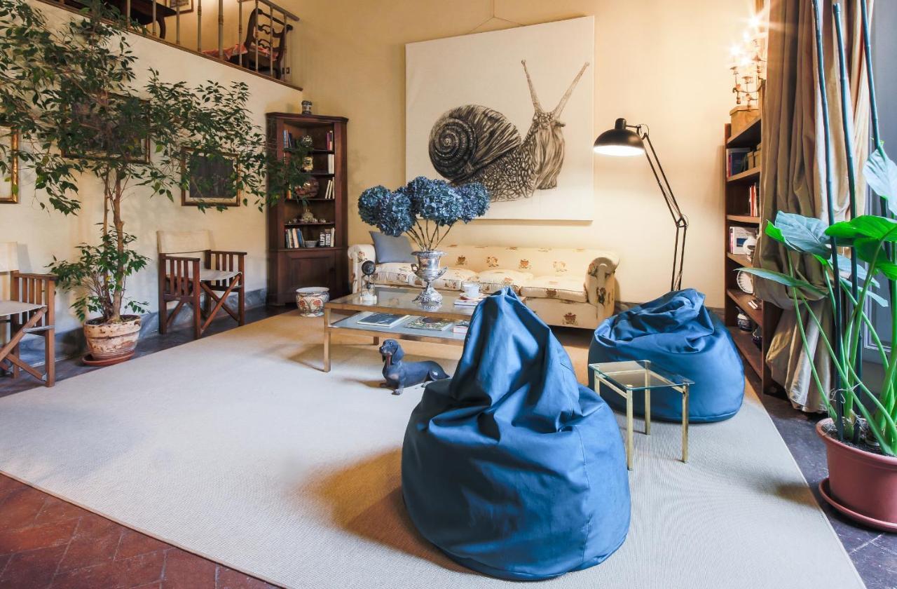 - The Slowcoach House Florenz
