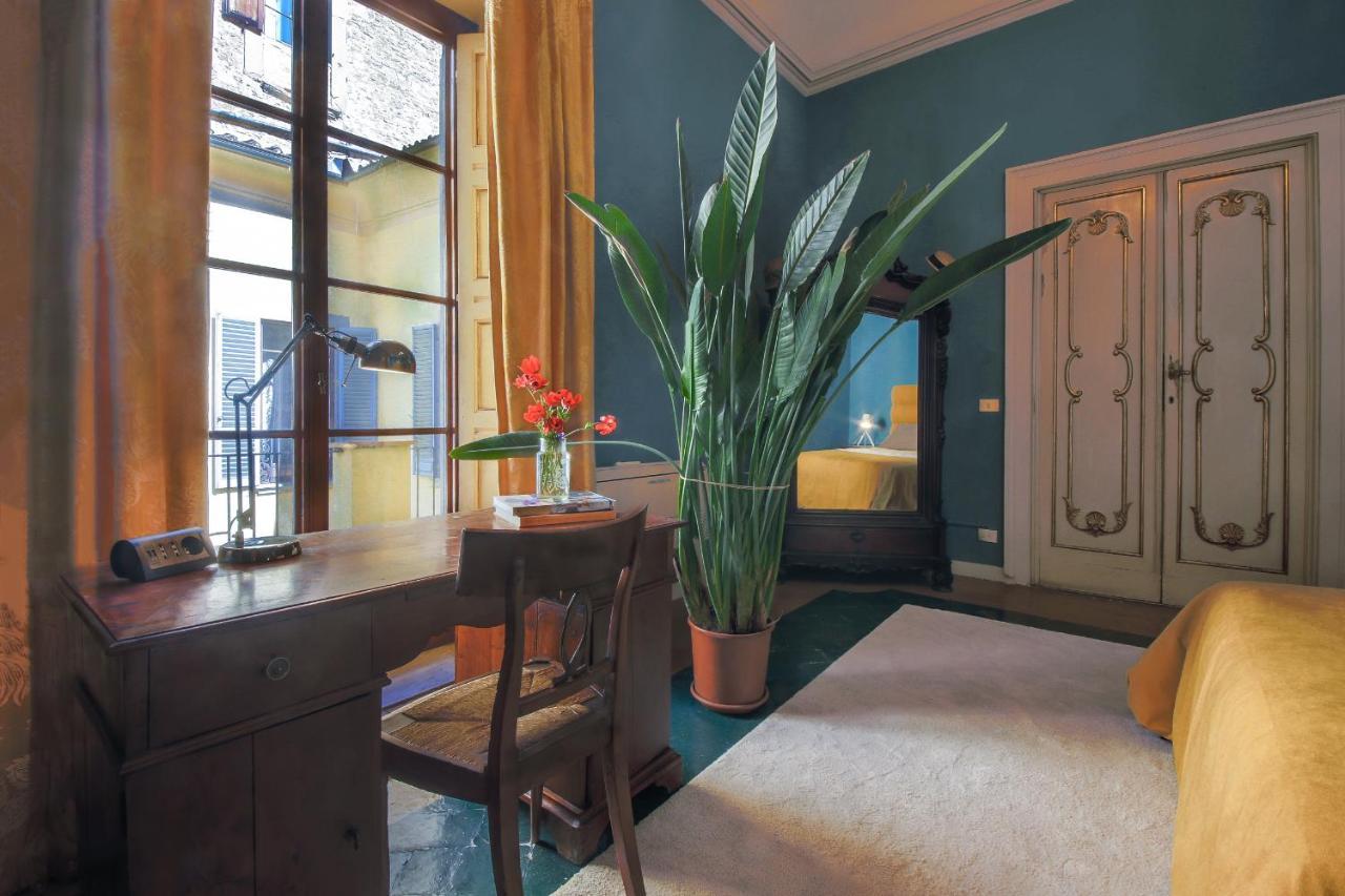 - The Slowcoach House * Florenz
